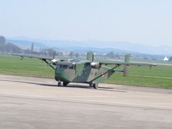 Austria - Air Force Transportflugzeug Short-SC 7 'Skyvan' 5S-TB 