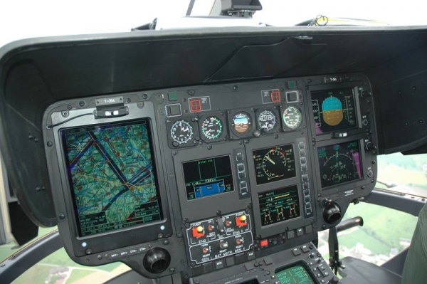 Cockpit Eurocopter EC635 
